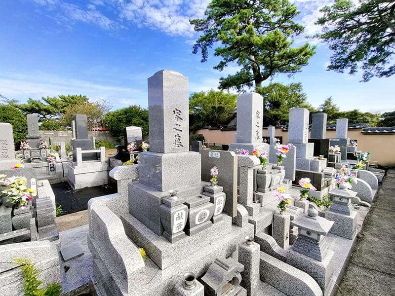 墓地のイメージ